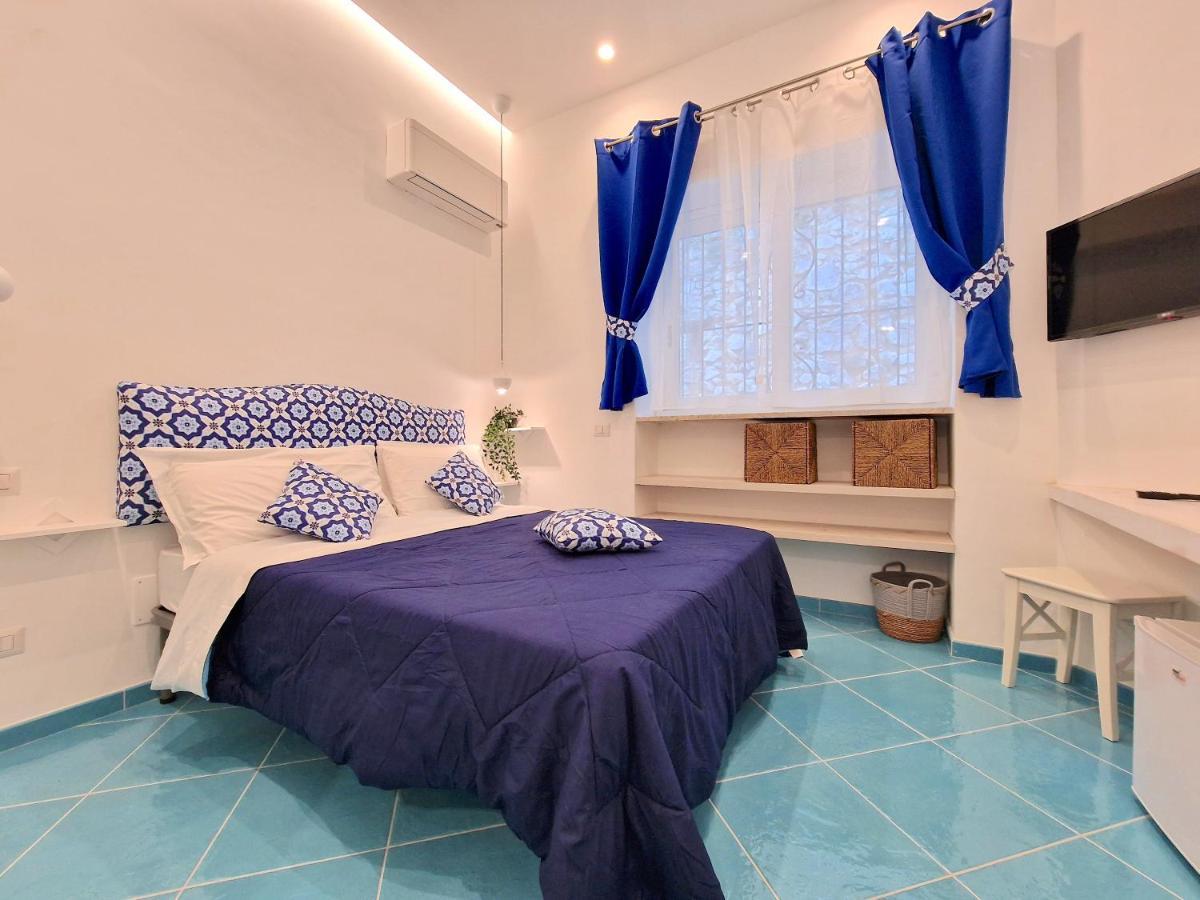 Il Cantuccio Rooms กาปรี ภายนอก รูปภาพ