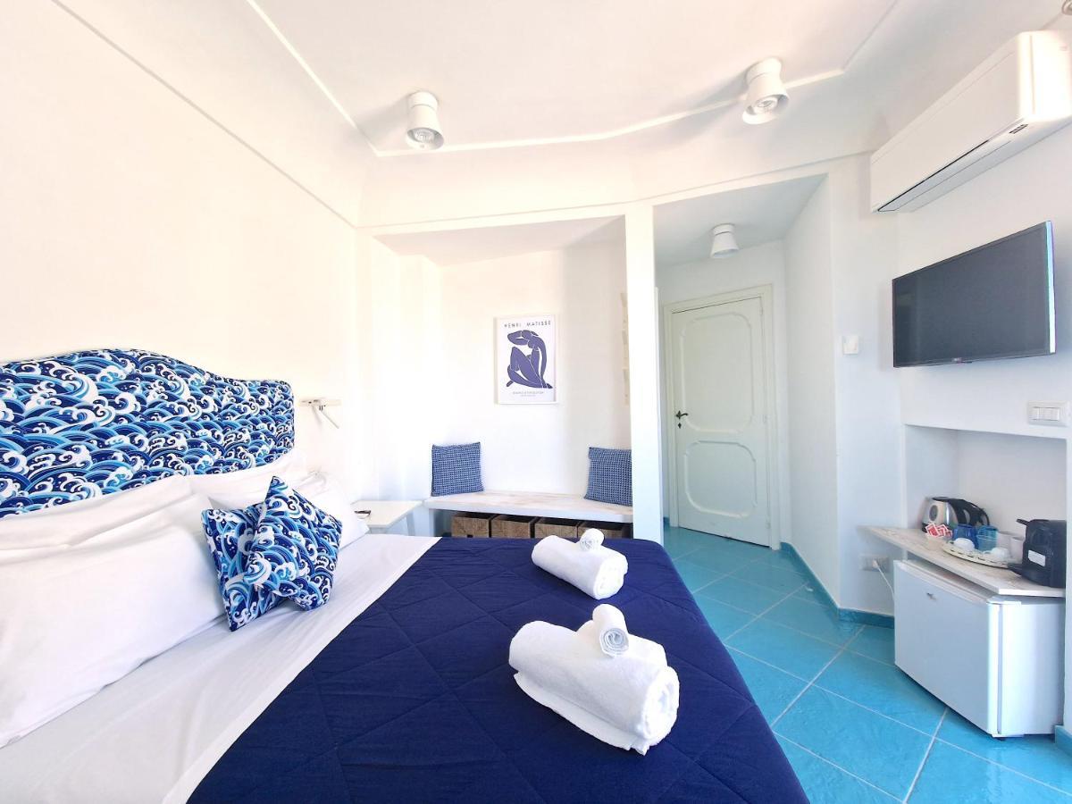Il Cantuccio Rooms กาปรี ภายนอก รูปภาพ